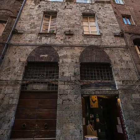 Bed and Breakfast Casatorre Dei Leoni Dimora Storica 3*
