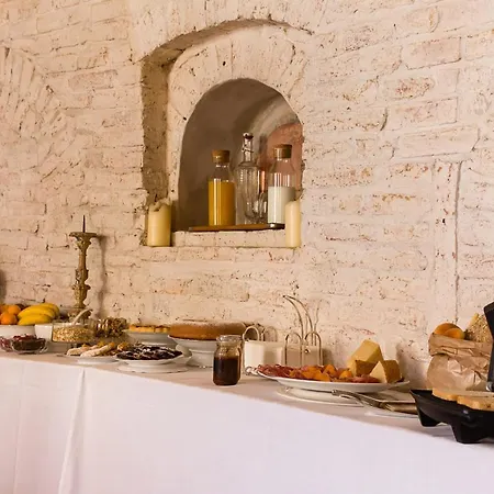 Casatorre Dei Leoni Dimora Storica Bed and Breakfast 3*